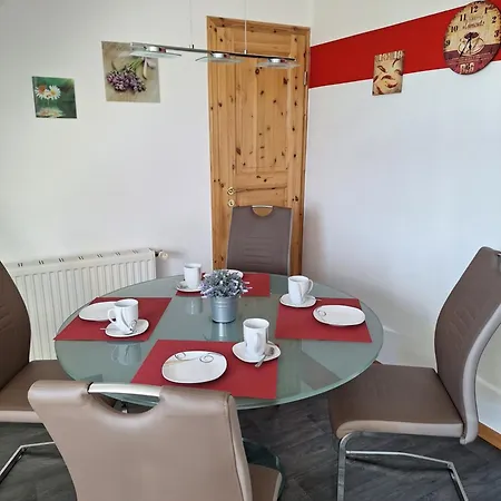 Schoene Maisonettewohnung In Der Barlachstadt