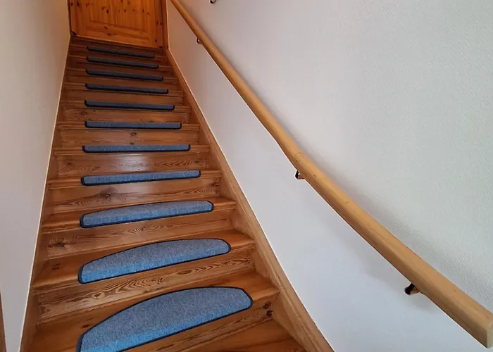 Apartman Schoene Maisonettewohnung In Der Barlachstadt