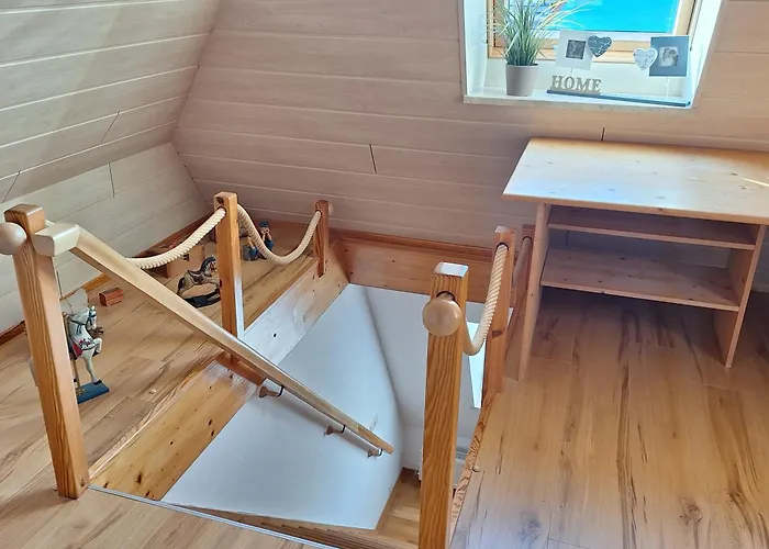 Apartman Schoene Maisonettewohnung In Der Barlachstadt *